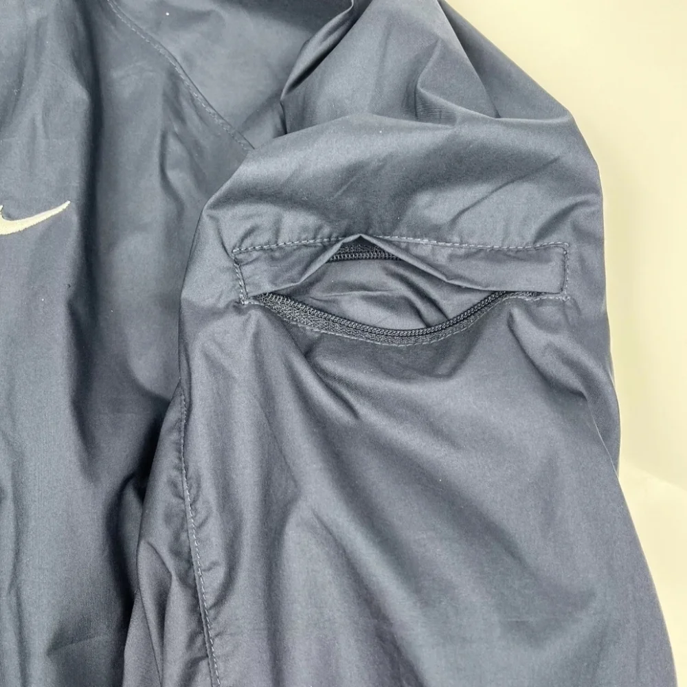 Vintage Nike navy blue Windbreaker kids Jacket  size Medium 8-10